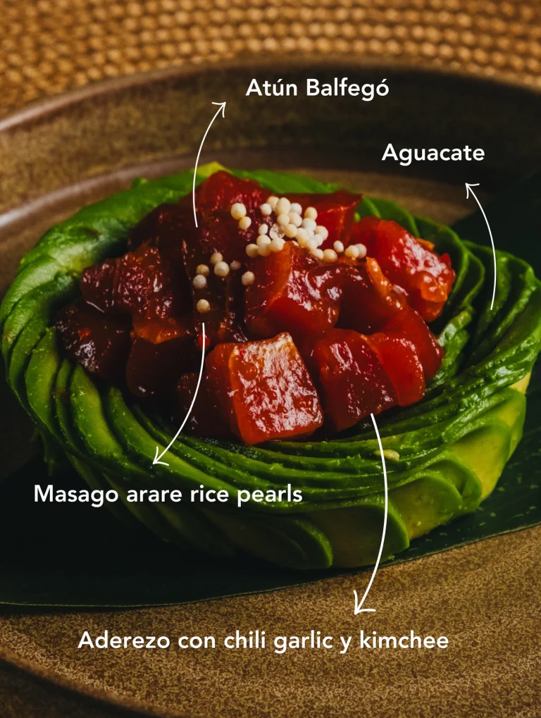 Instagram post from eljapooficial. This post is in position 7.