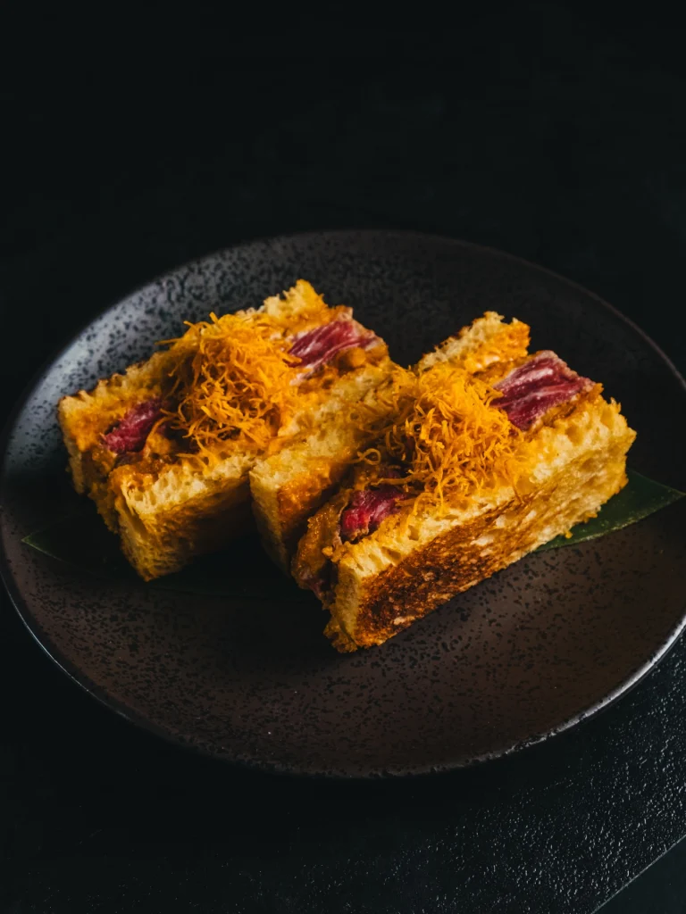 Instagram post from eljapooficial. This post is in position 1.